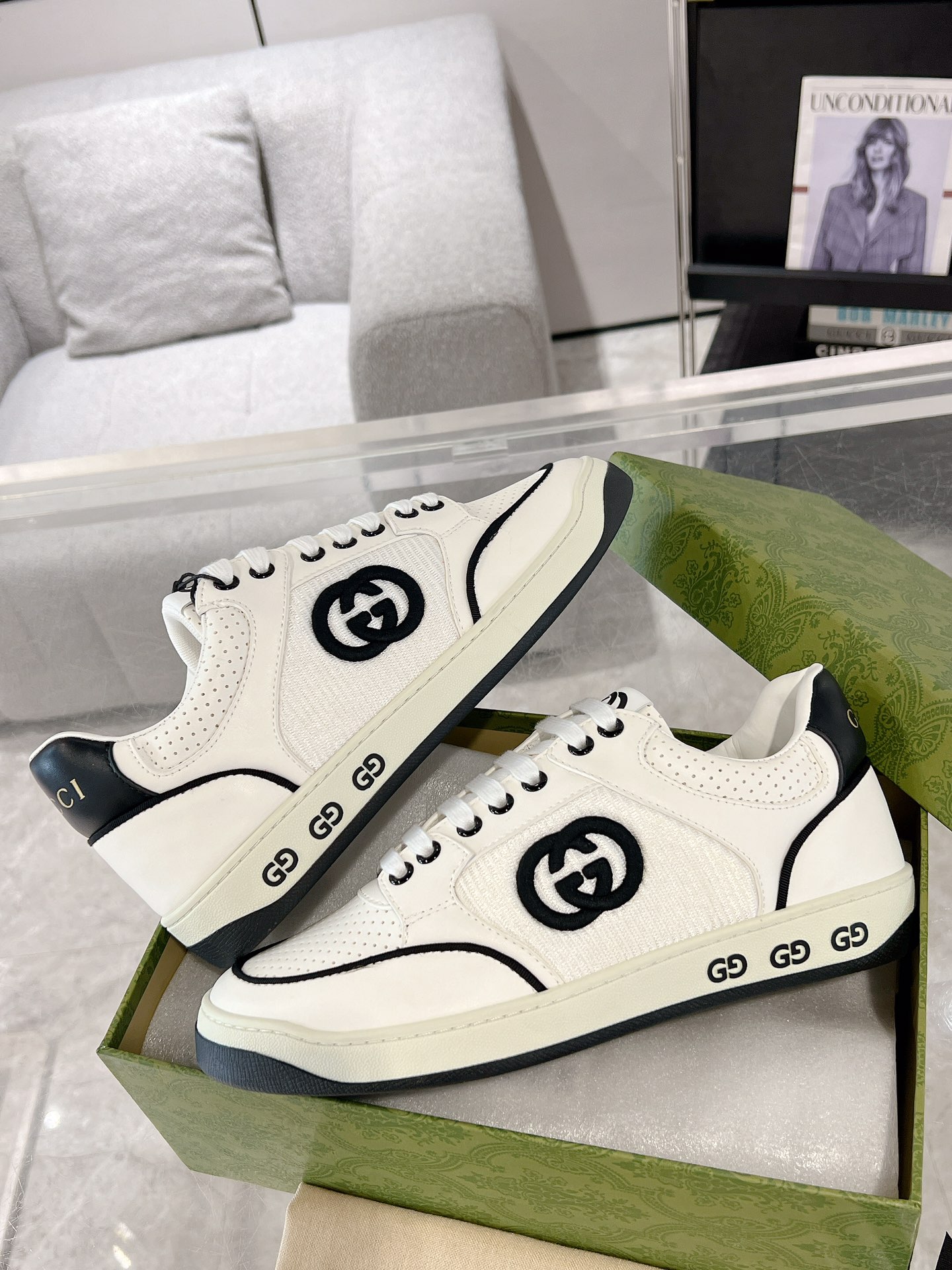 20251021/Gucci_251021-3